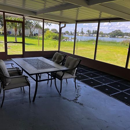 Lakeside Retreat - 3 Bedroom, 2 Bathroom House By The Lake Lakeland Luaran gambar